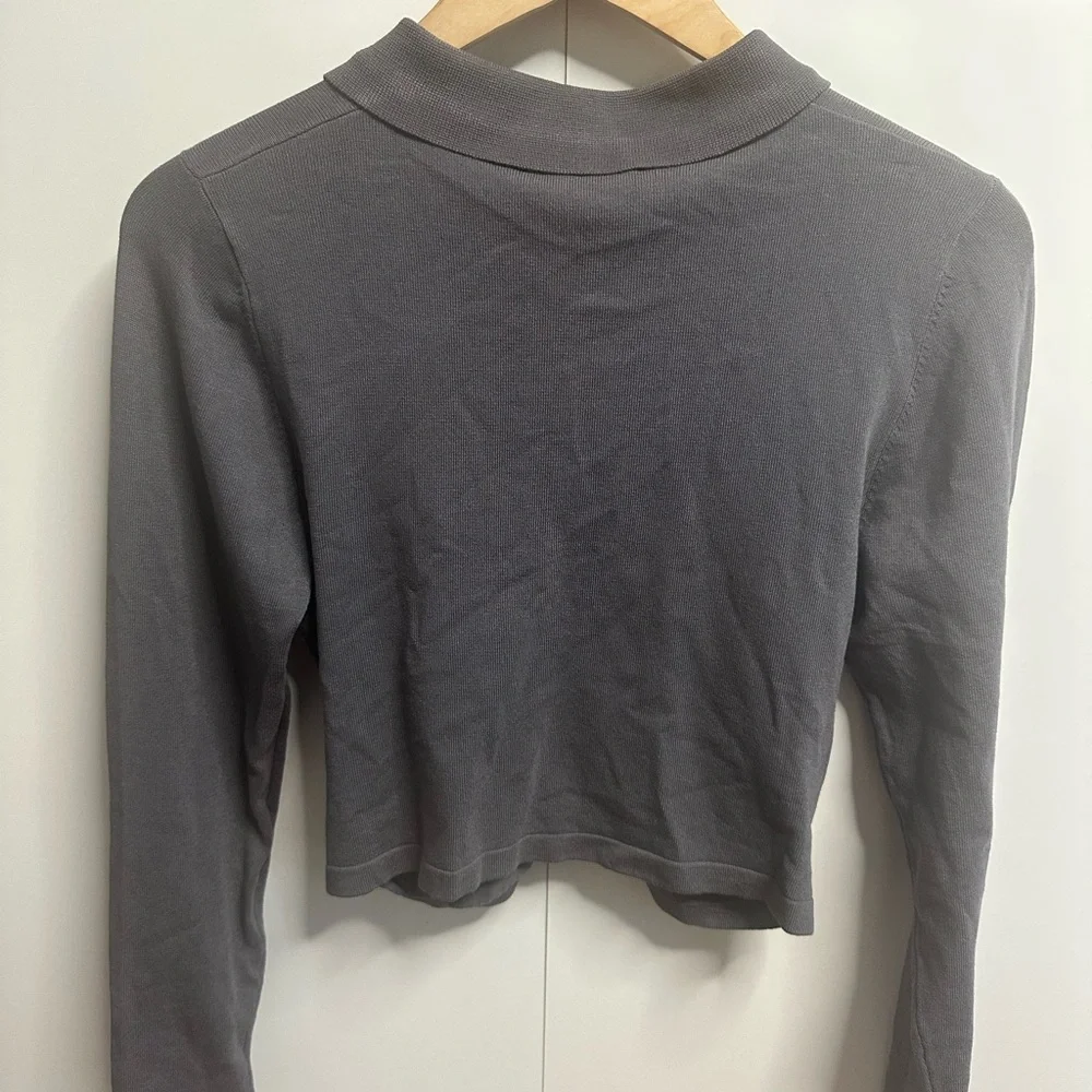 Aster Gray Knit Top - Picture 3 of 5